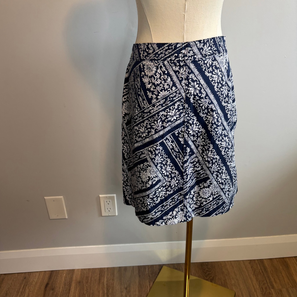 Karen Scott Women's Navy Blue & White Floral Paisley Cotton Tennis Skort, SZ 10 - Picture 4 of 6